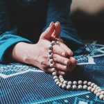 utiliser un mala tibétain
